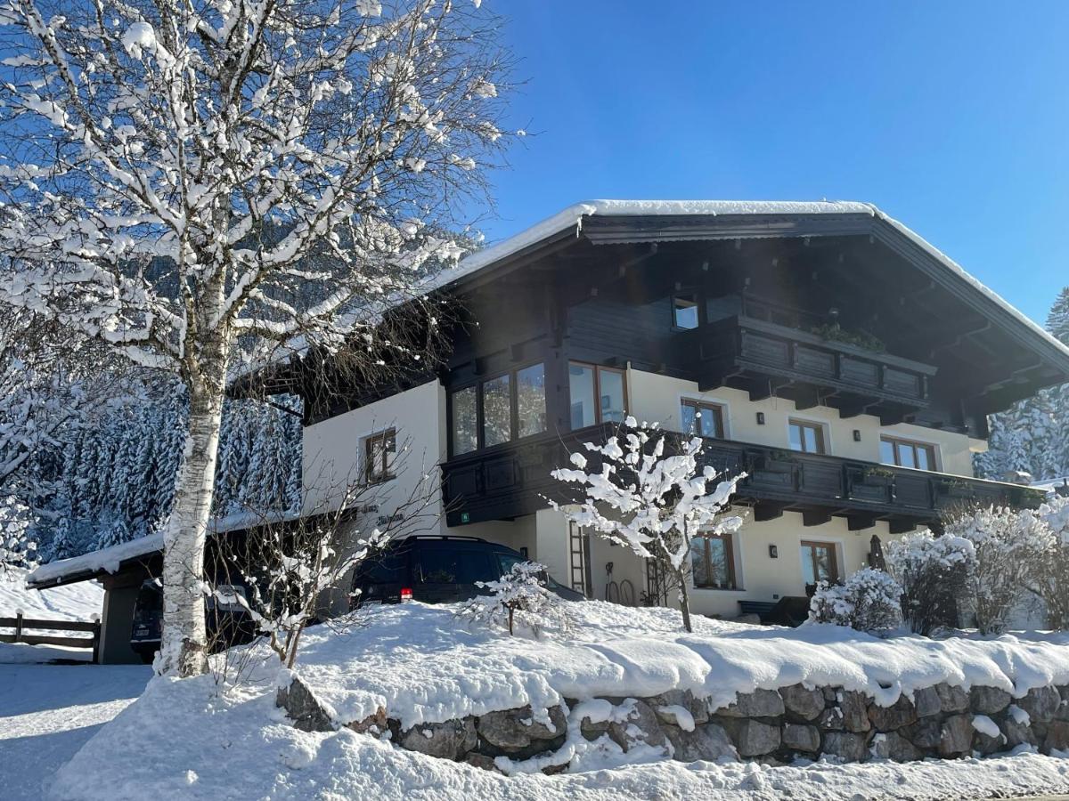 Ferienwohnung Riedmann Oberndorf in Tirol Exterior foto
